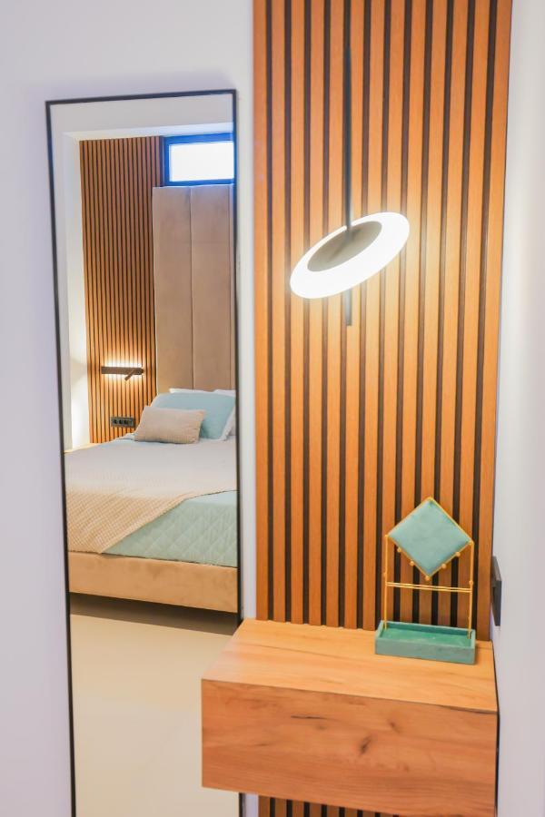 Compass Luxury Vila *